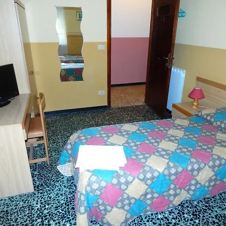 Hotel Torino 2*